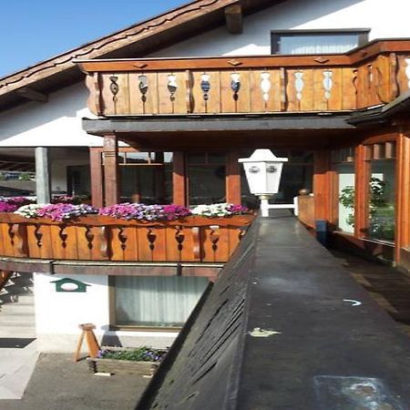 Pension "Dorfkrug" Winterberg Bagian luar foto