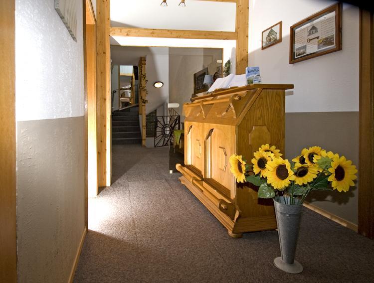 Pension "Dorfkrug" Winterberg Bagian luar foto